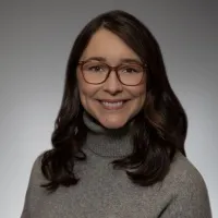 Tess L Curnyn
