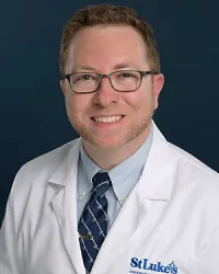 Kyle M Weiss