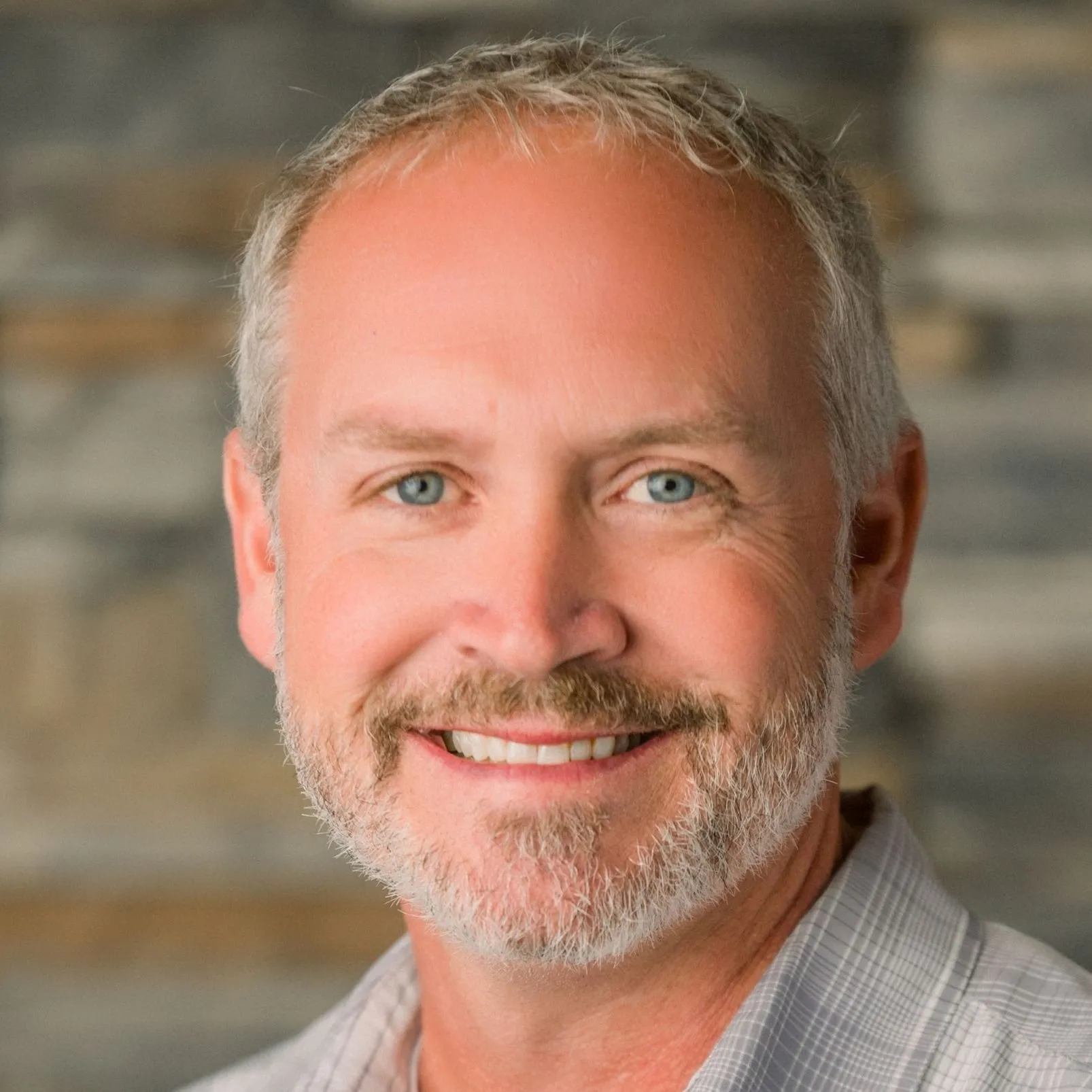 Aron E Dellinger, DDS,MSD