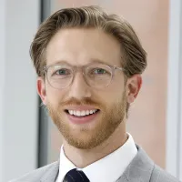 David W Nash