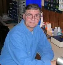 Edwin M Schott
