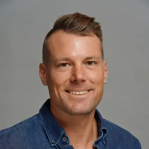 David J Maricondo