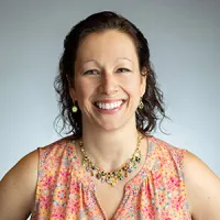 Anna Mccaughna