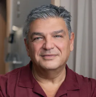 Dr. Peter Georgiou