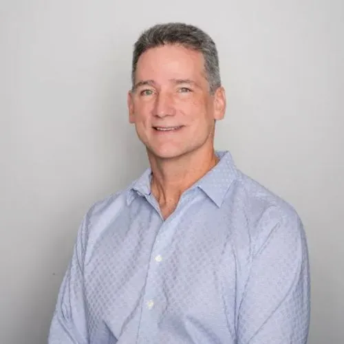 Paul J Curcio