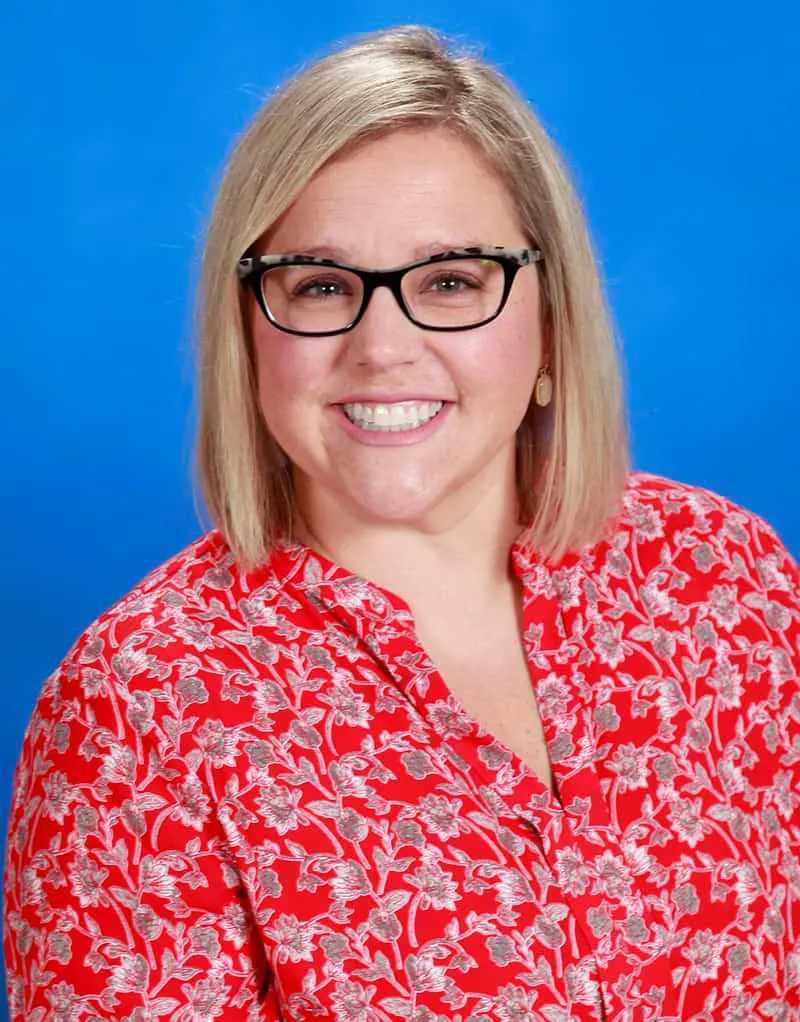 Lauren B Blake