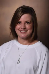Lisa A Goehring