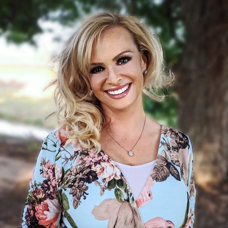 Angela Larery