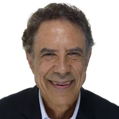 Antonio M Santos