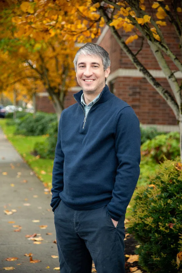 Alexander Dreisin, Md