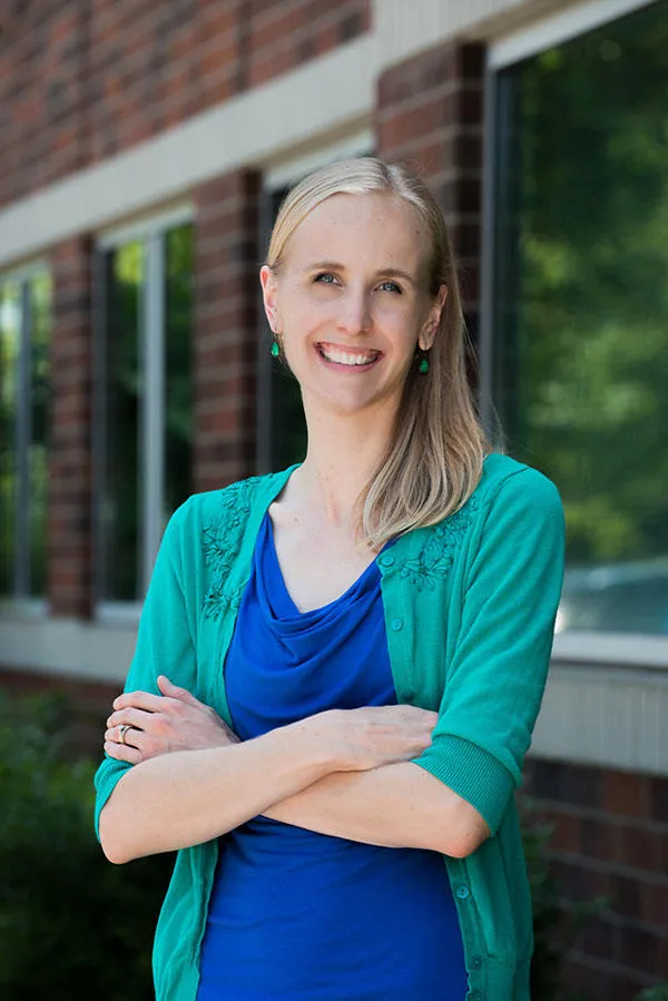 Allison Hinz, Md