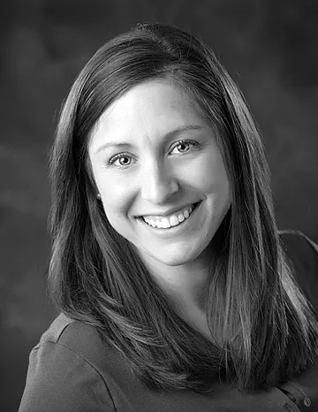 Emily J Cooper