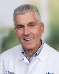 Hans R Tuten