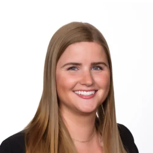Kailey R Schlageter