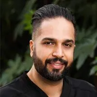 Shahrad Shawn Shahrooz