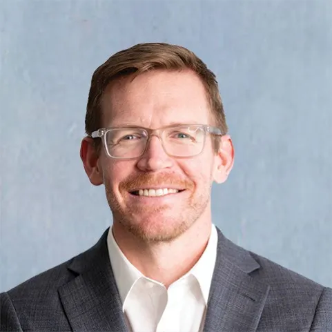 Dr. Adam Holzmeister