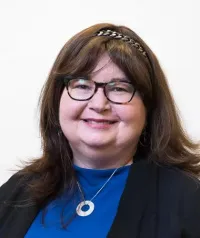Lisa M Block