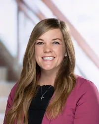Leah R Meidl