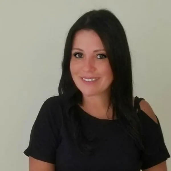 Aline Paredes