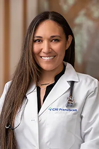 Alyse R Nikolao