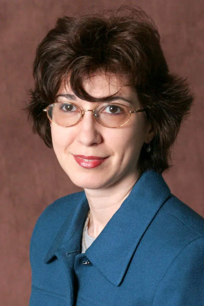 Roxana C. Vlad-Vonica