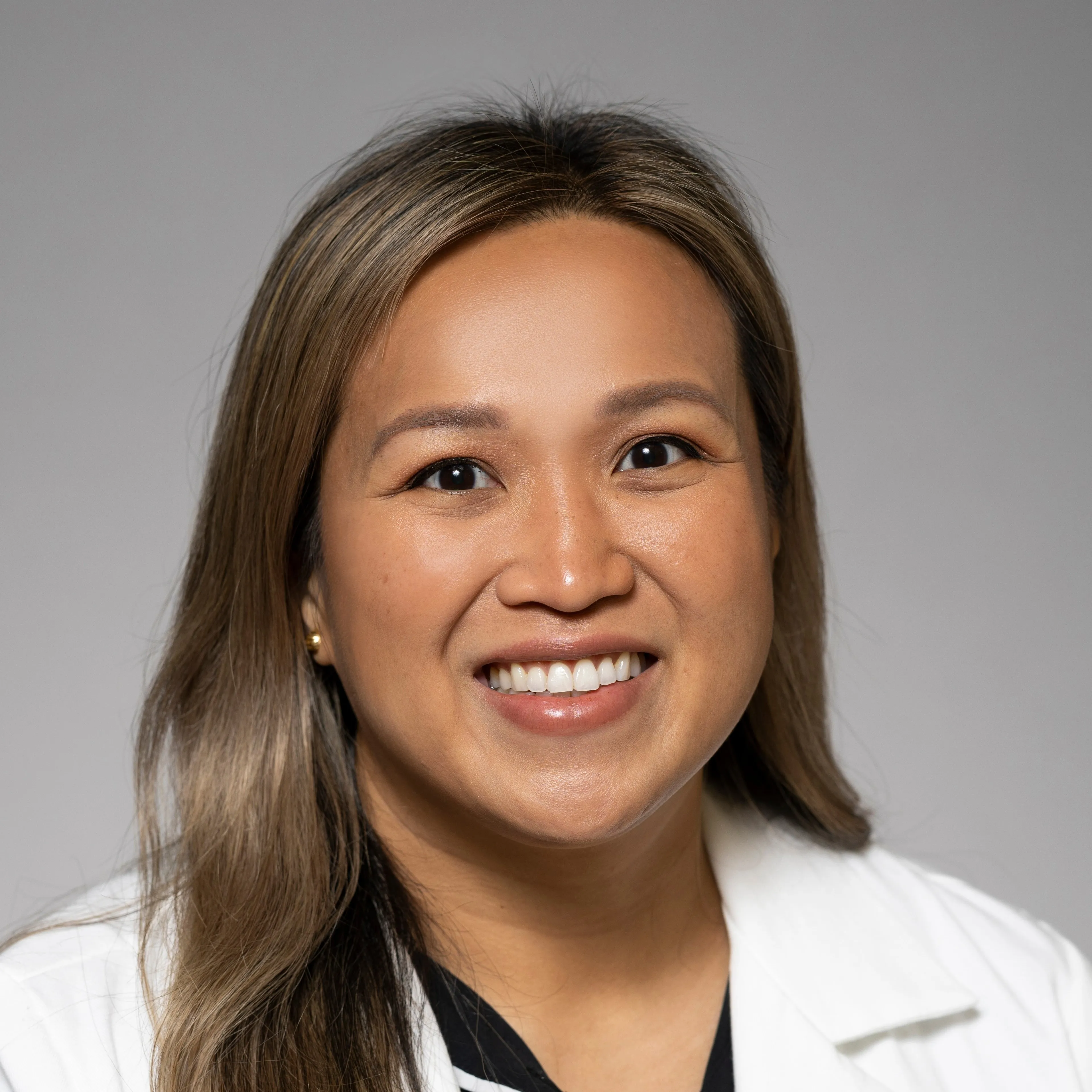 Mary M Nguyen