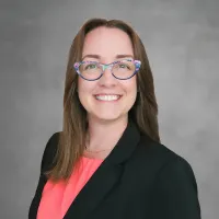 Ashleigh R Finkenbinder