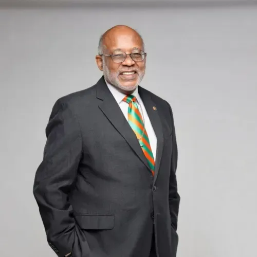 Edward R Scott II