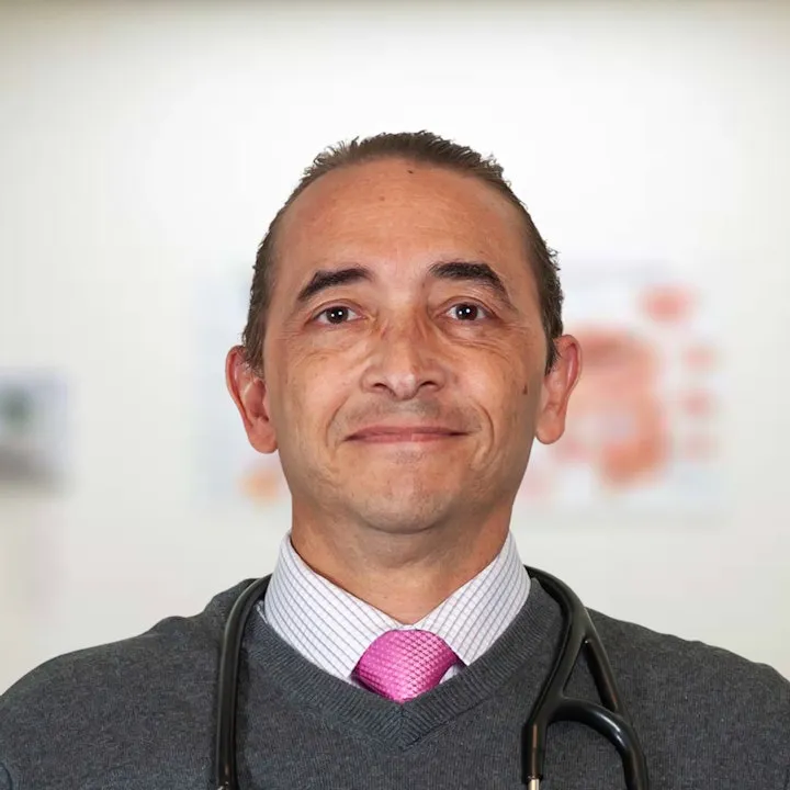 Omar Oliveros