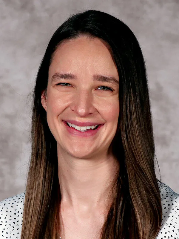 Elizabeth A Lucich