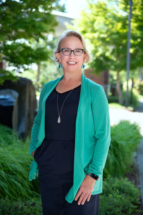 Karis Niemi, Dnp, Cpnp