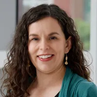 Lisa M Christian
