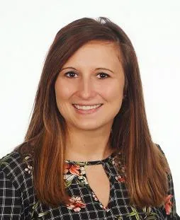 Carley J Reinke