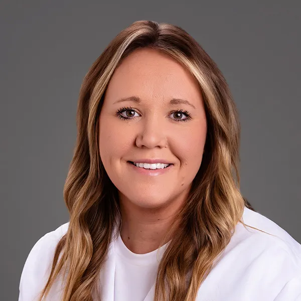 Amanda L Creamer