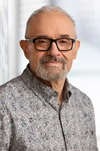 Mark T Reeves