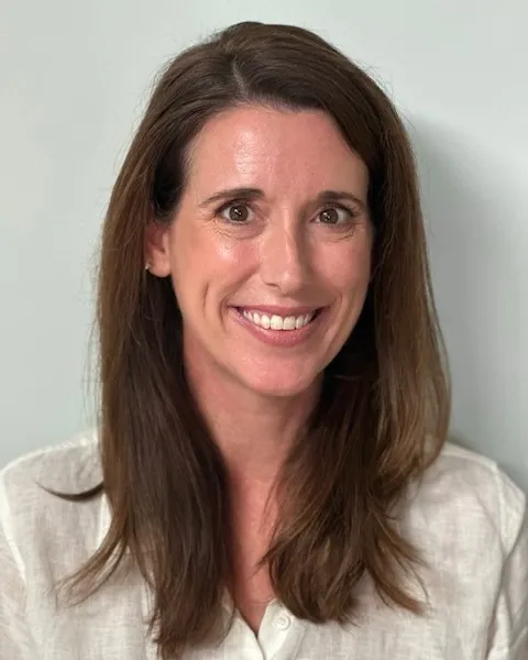 Laura Craven