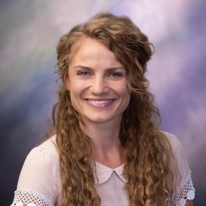 Sarah Lewis