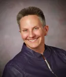 Leslie Steckbauer