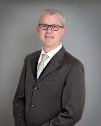 Brent T Steadman