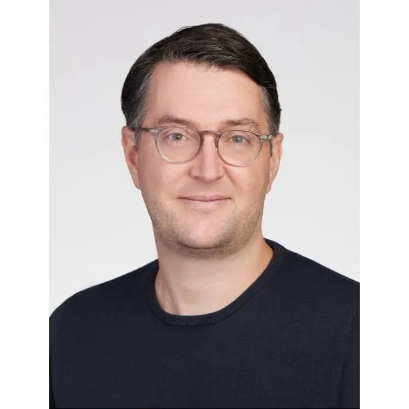 Louis J Cohen