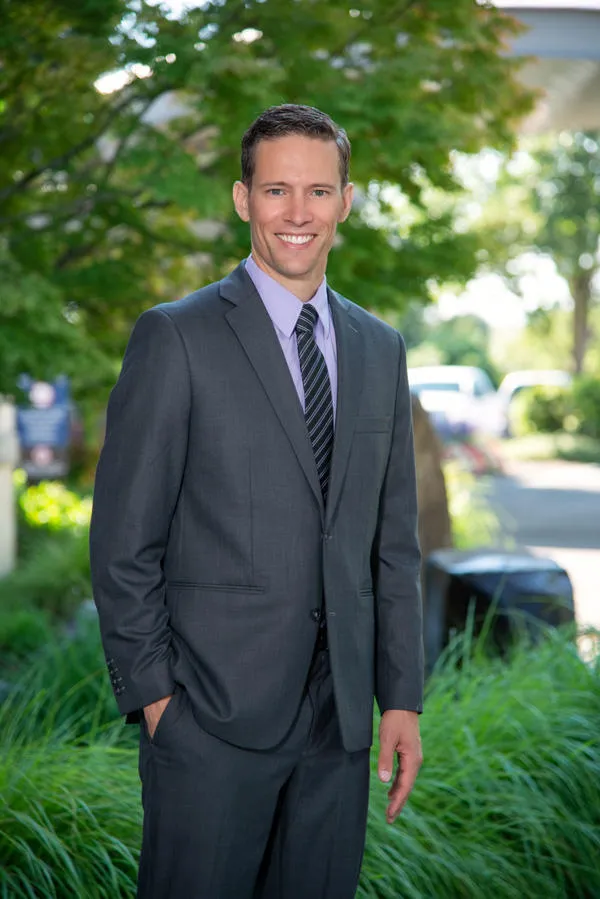 Ryan Caldwell, Md