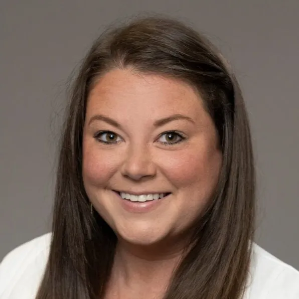 Ashleigh E Eaves