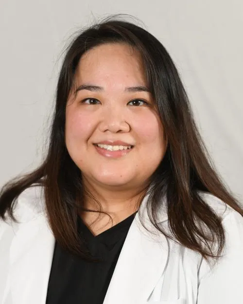 Yenna Le