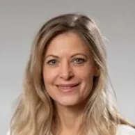 Lori L Miknaitis