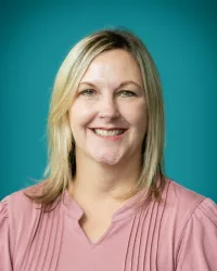 Julie Mills