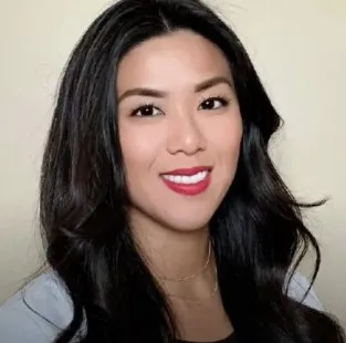 Samantha Lee