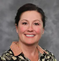 Jennifer L Leonard