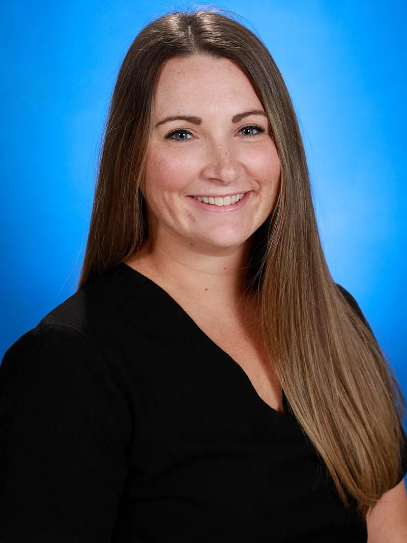 Stefanie W Hall