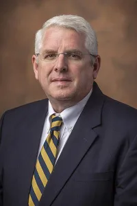 Bryan R Kurtz