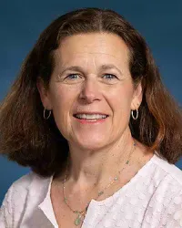 Mary E Lindholm